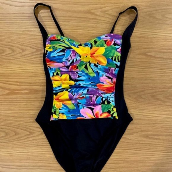La Blanca One Piece Bathing Suit - Picture 2 of 11